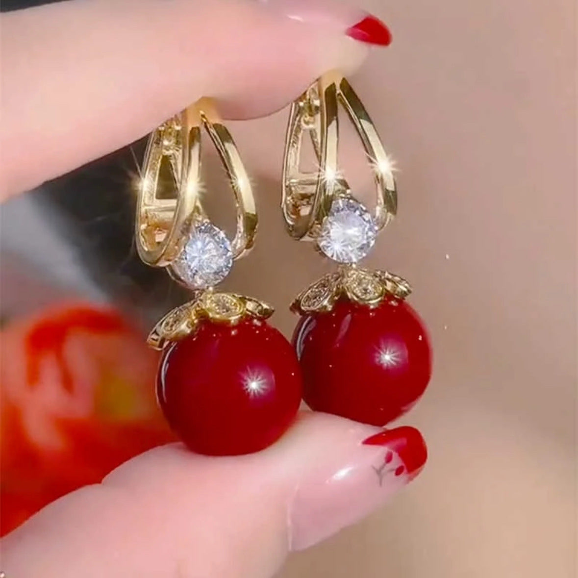 【Compre uno y llévese otro gratis】 Pendientes de plata con perlas de lujo francés de nuevo estilo